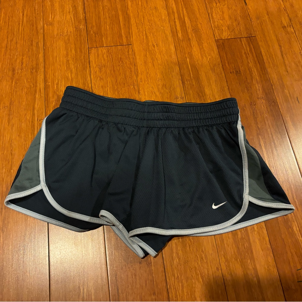 Navy Nike running shorts size large